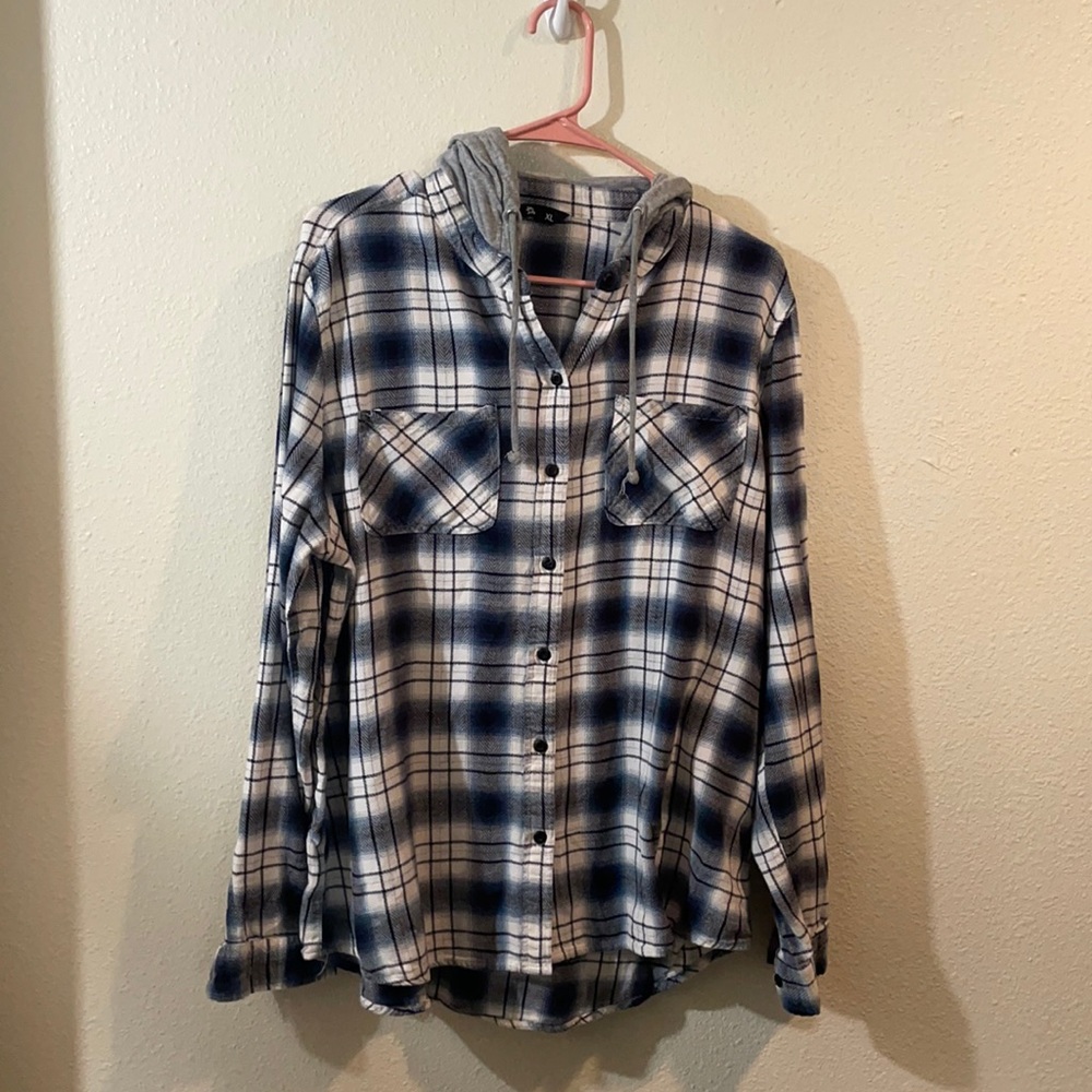 Jay Jay’s Hooded Flannel (XL)
